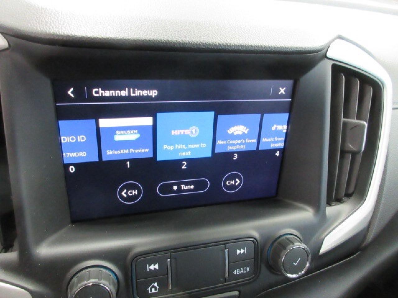 2022 GMC Terrain SLT AWD, NAV, ROOF, LEATHER, APPLE/ANDROID, 69K! Photo