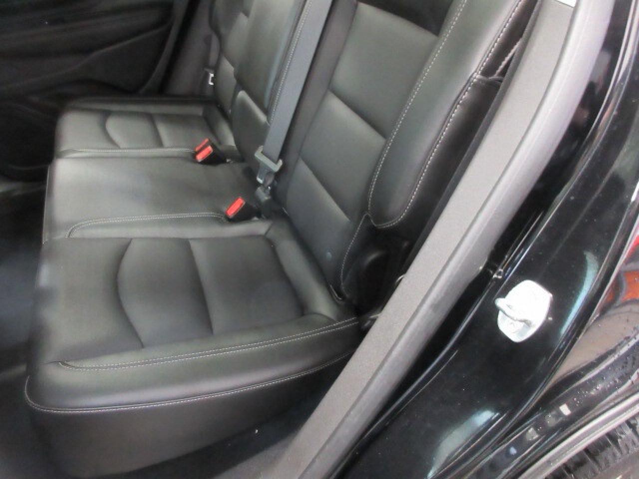 2022 GMC Terrain SLT AWD, NAV, ROOF, LEATHER, APPLE/ANDROID, 69K! Photo