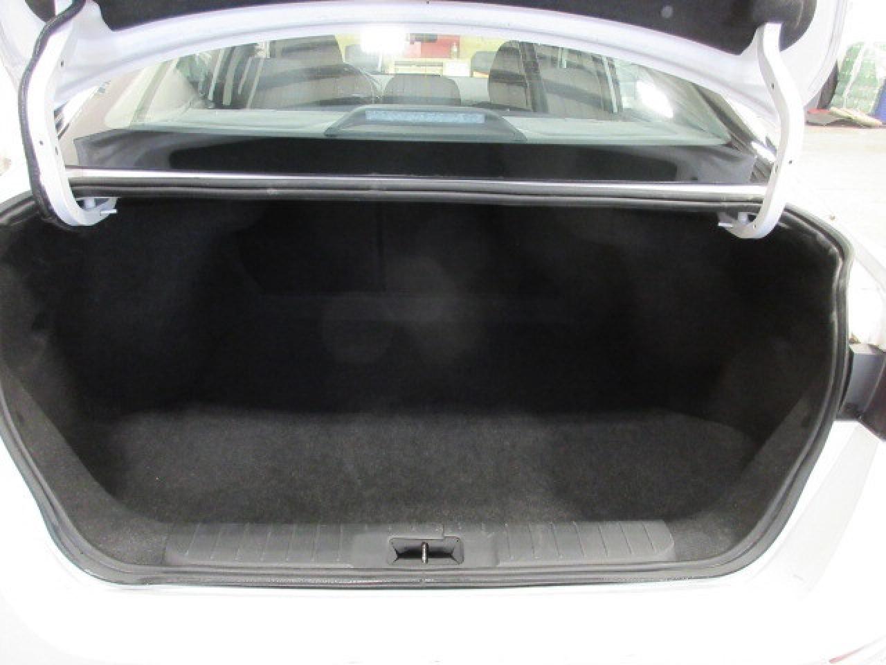 2024 Nissan Sentra SV, HTD. SEATS, ALLOYS, A/C, APPLE/ANDROID, 66K! Photo