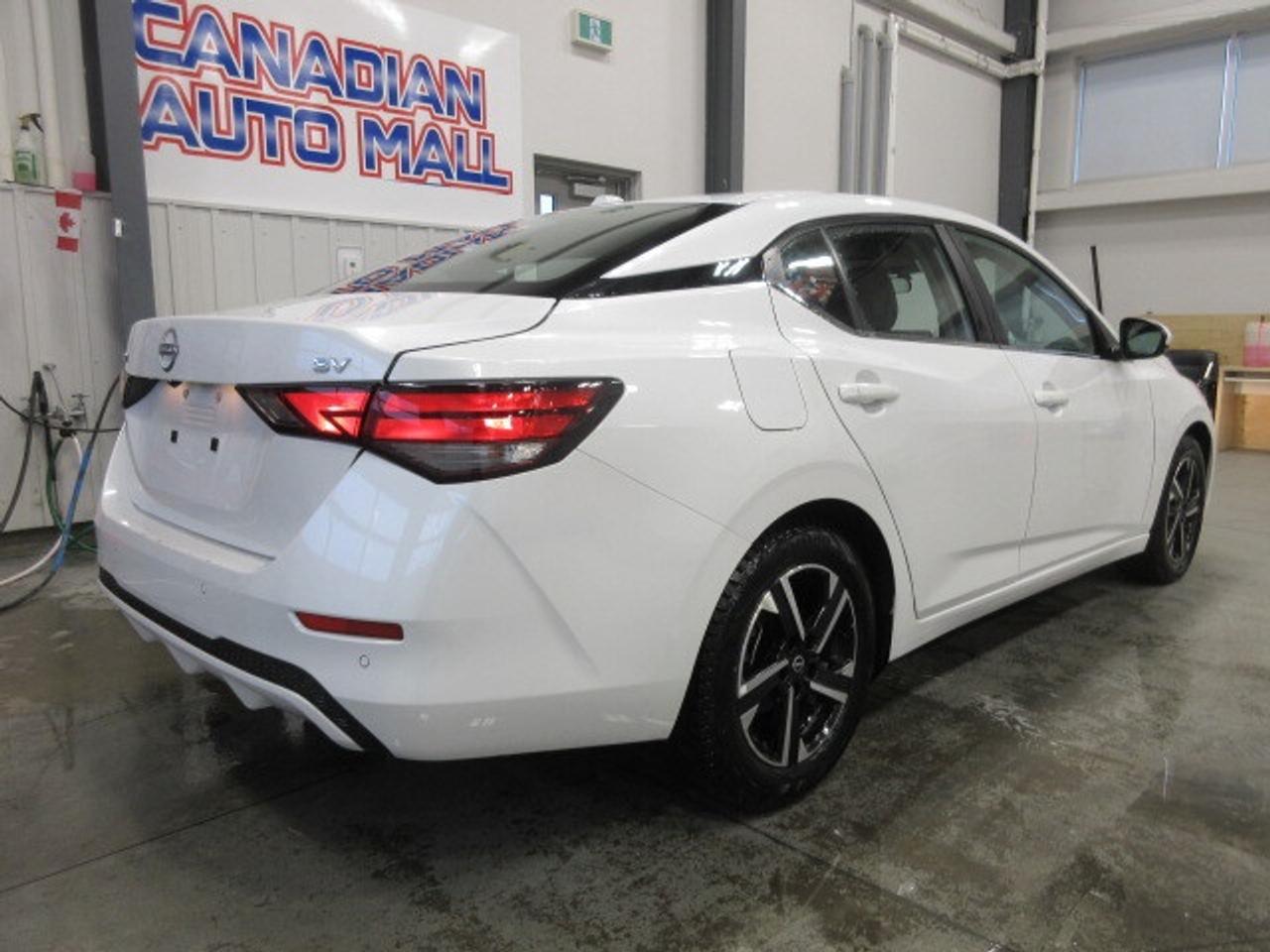 2024 Nissan Sentra SV, HTD. SEATS, ALLOYS, A/C, APPLE/ANDROID, 66K! Photo