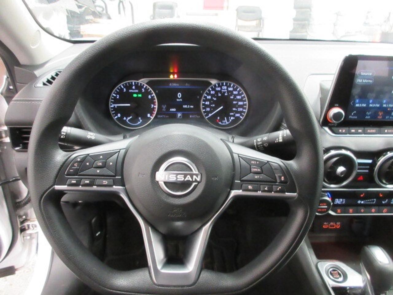 2024 Nissan Sentra SV, HTD. SEATS, ALLOYS, A/C, APPLE/ANDROID, 66K! Photo