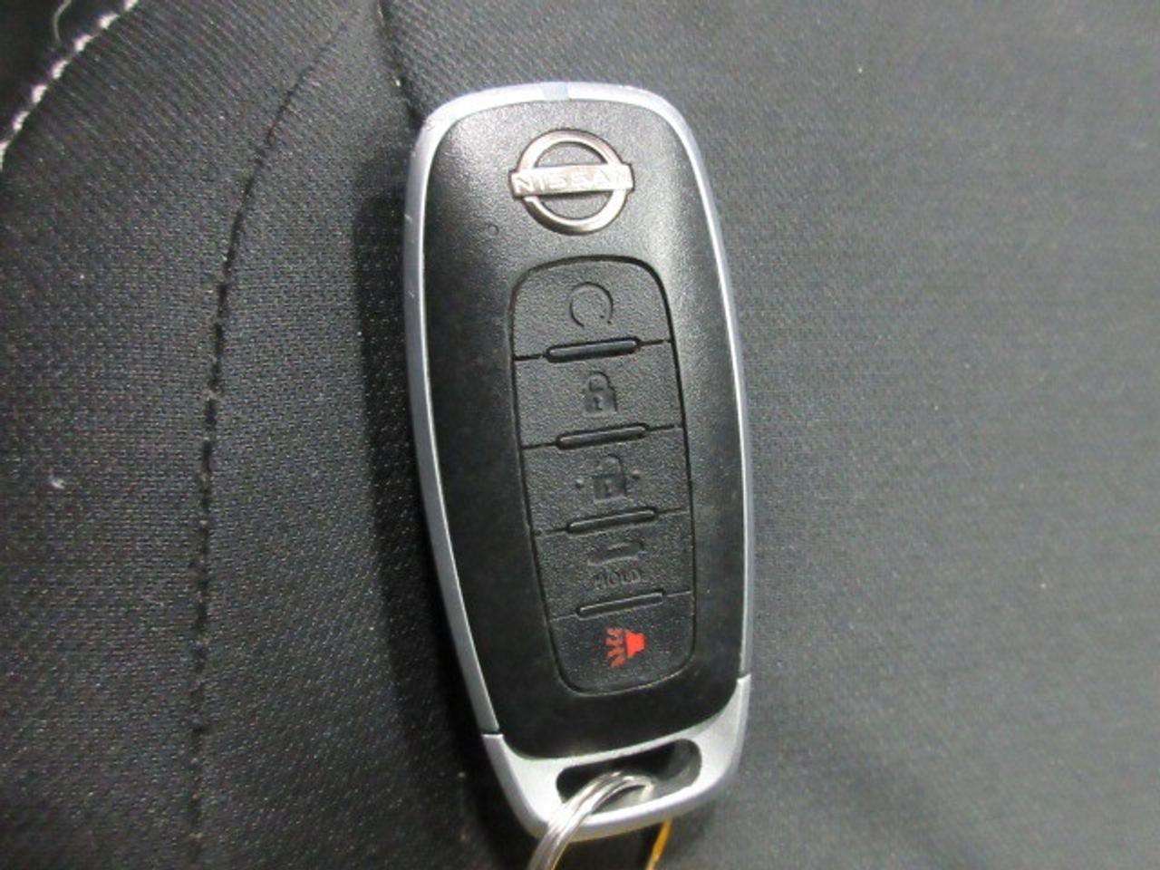 2024 Nissan Sentra SV, HTD. SEATS, ALLOYS, A/C, APPLE/ANDROID, 66K! Photo