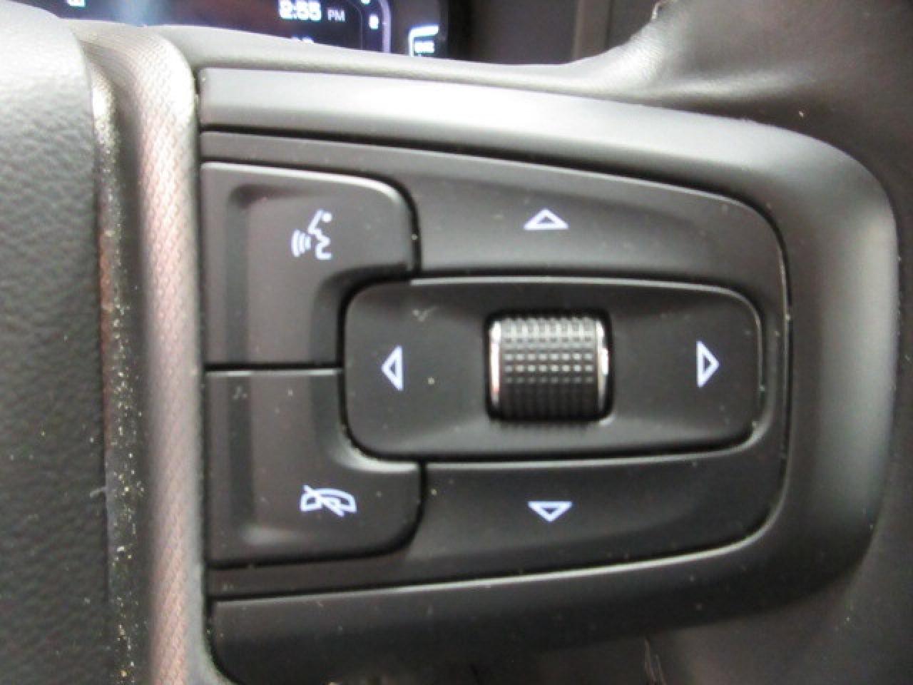 2023 GMC Yukon XL DENALI, NAV, ROOF, LEATHER APPLE/ANDROID, 45K! Photo