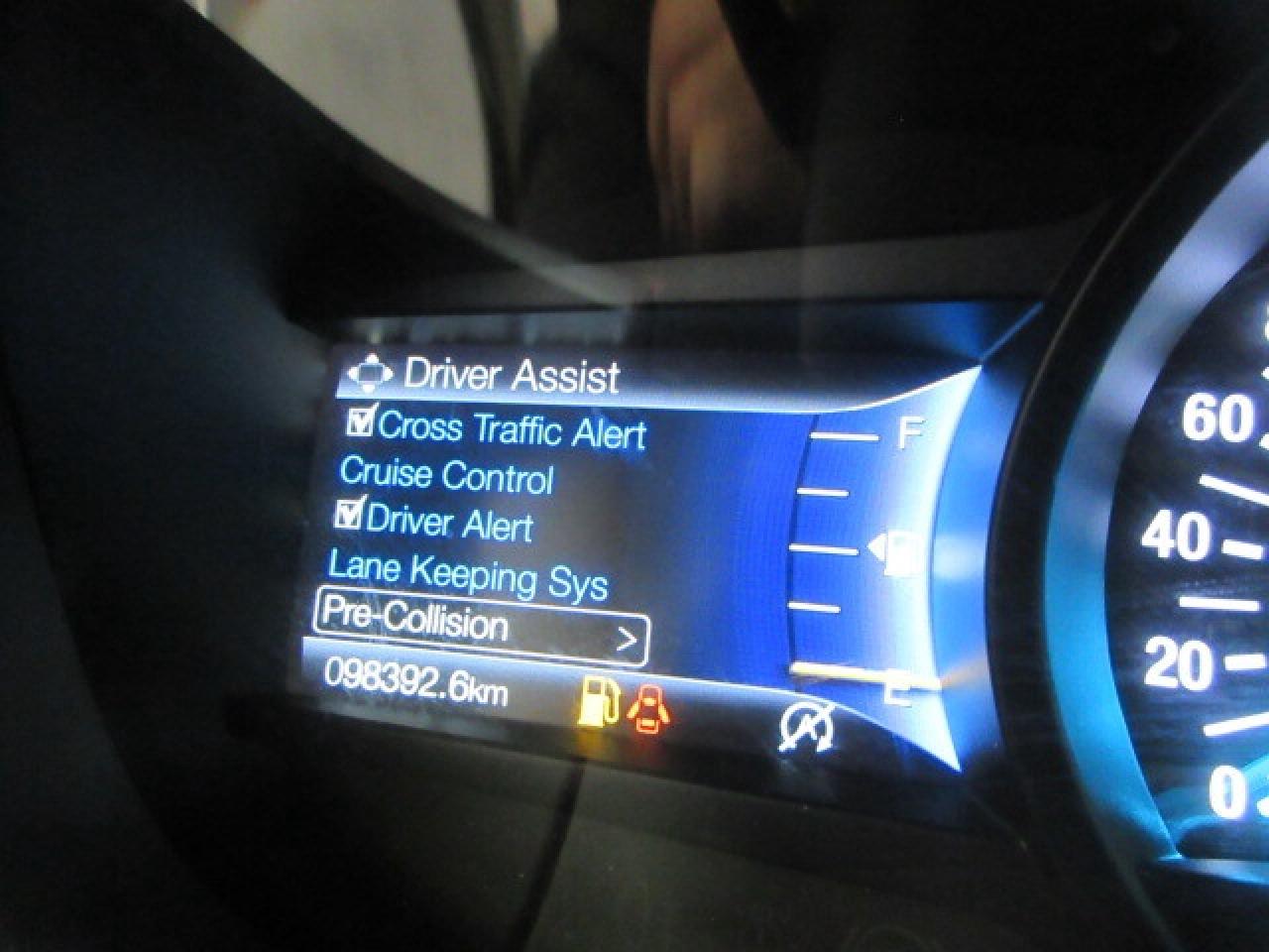 2020 Ford Edge TITANIUM AWD, ROOF, LEATHER, APPLE/ANDROID, 98K! Photo