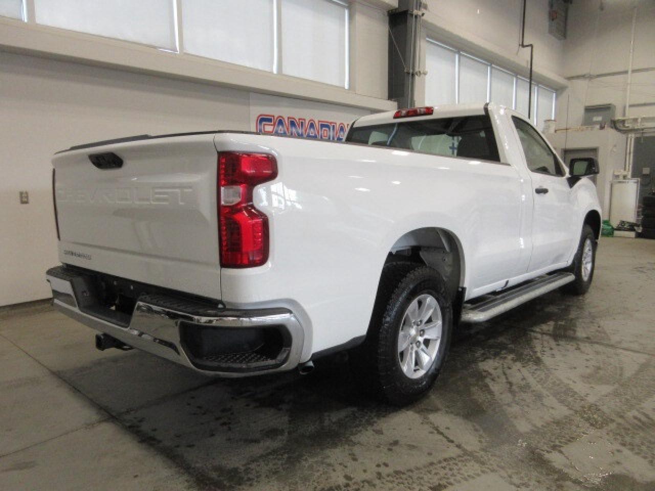 2024 Chevrolet Silverado 1500 2WD 5.3L LONGBOX REG CAB, A/C, APPLE/ANDROID, 16K! Photo