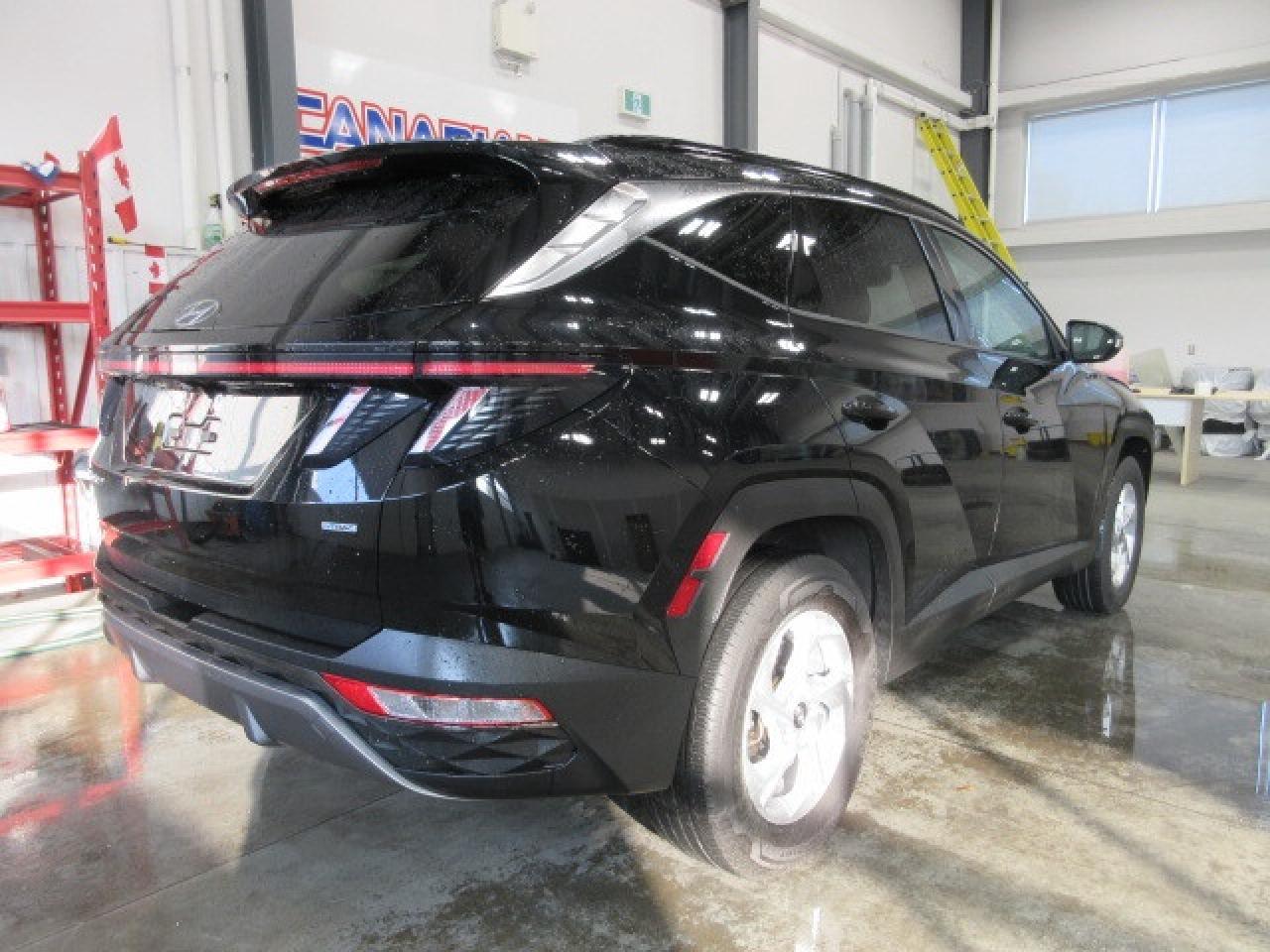 2022 Hyundai Tucson TREND AWD, PANA ROOF, LEATHER, APPLE/ANDROID, 35K! Photo