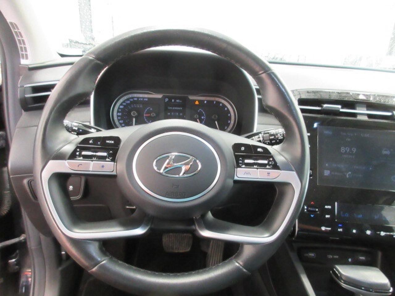 2022 Hyundai Tucson TREND AWD, PANA ROOF, LEATHER, APPLE/ANDROID, 35K! Photo