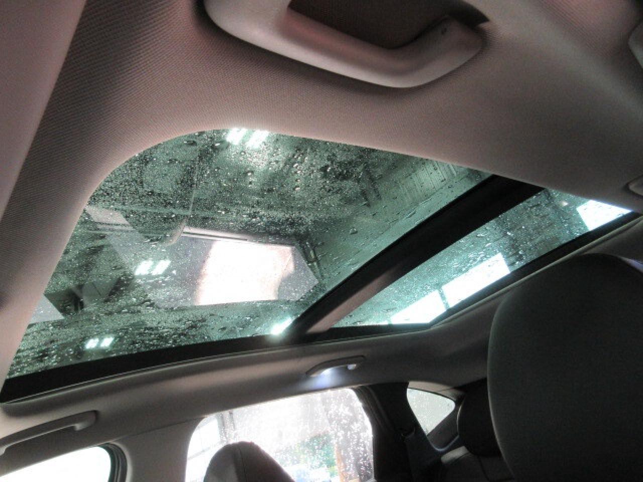 2022 Hyundai Tucson TREND AWD, PANA ROOF, LEATHER, APPLE/ANDROID, 35K! Photo