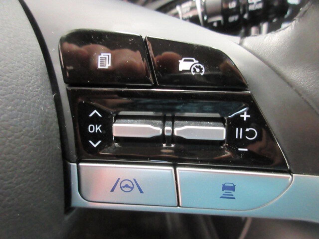2022 Hyundai Tucson TREND AWD, PANA ROOF, LEATHER, APPLE/ANDROID, 35K! Photo