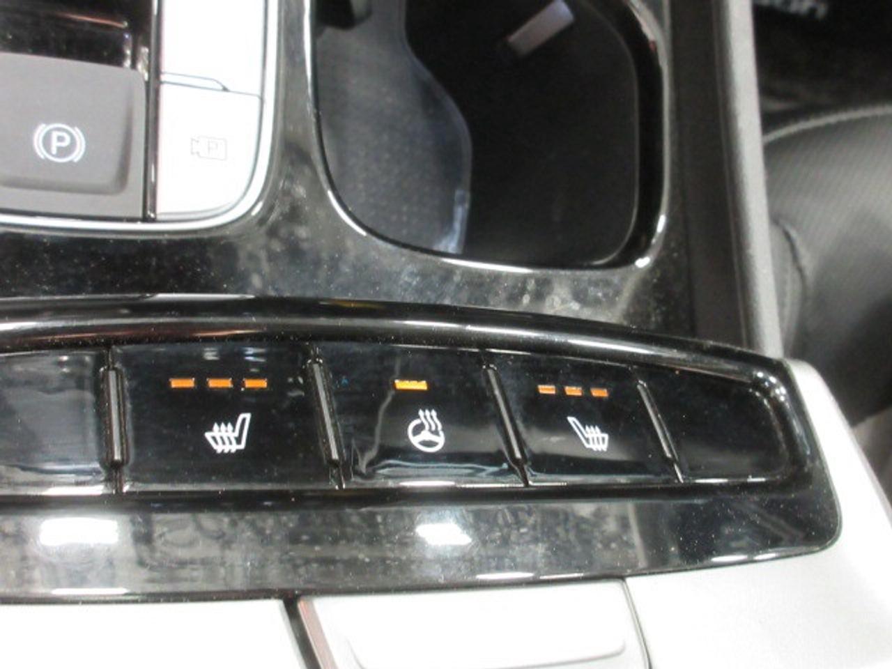 2022 Hyundai Tucson TREND AWD, PANA ROOF, LEATHER, APPLE/ANDROID, 35K! Photo