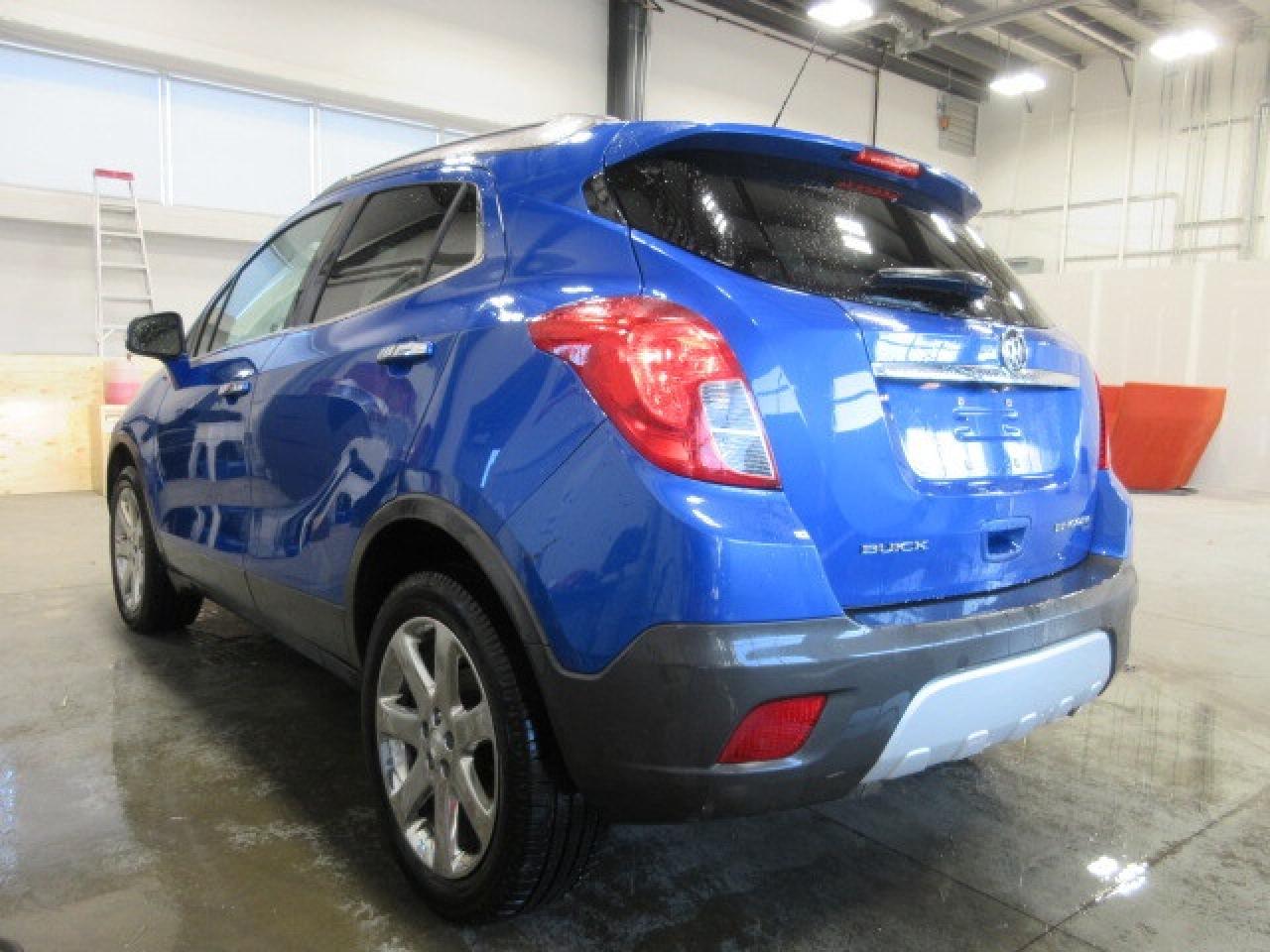 2016 Buick Encore AWD LEATHER, ROOF, NAV, HTD. SEATS, CAMERA, 145K! Photo4