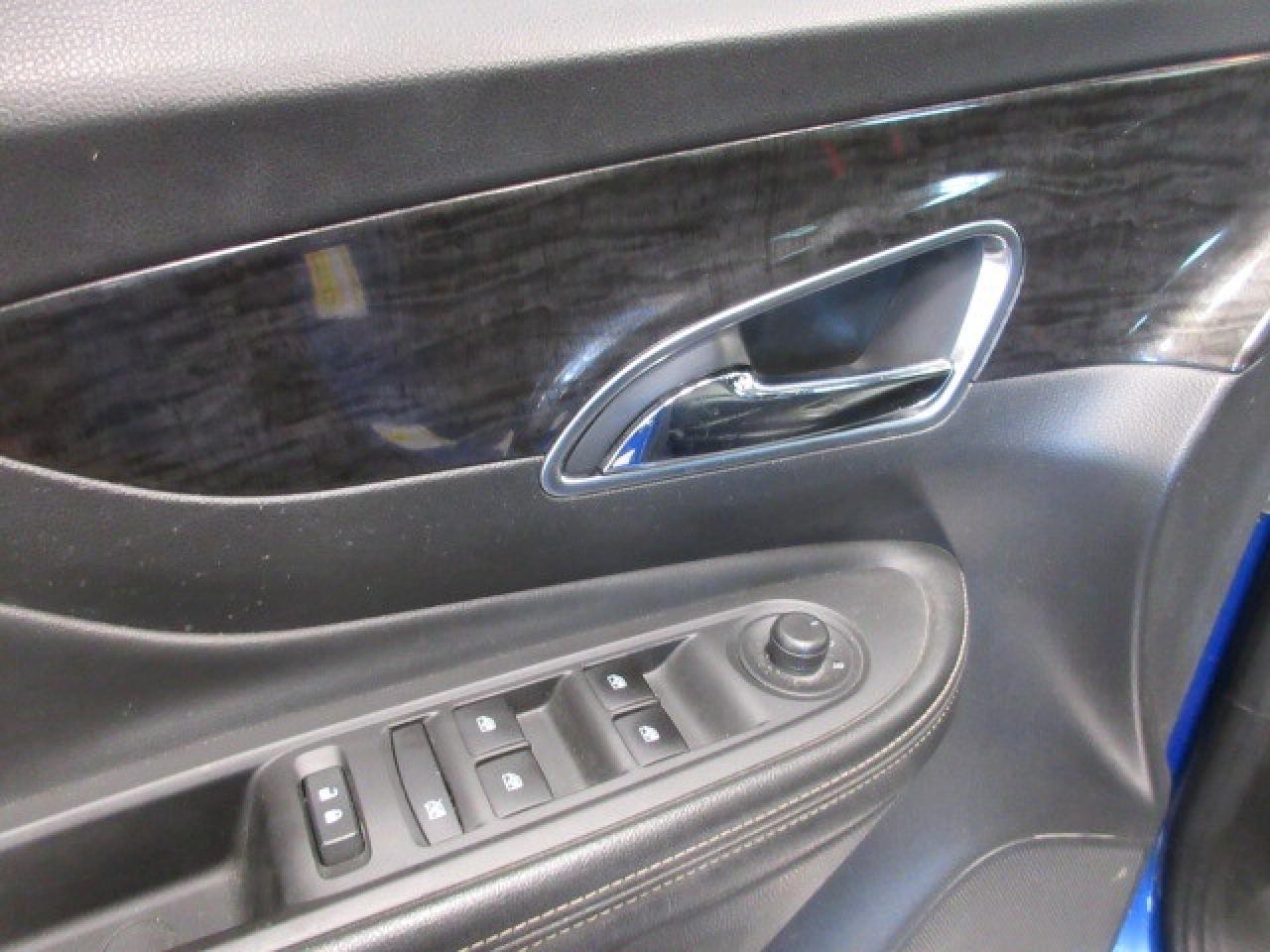 2016 Buick Encore AWD LEATHER, ROOF, NAV, HTD. SEATS, CAMERA, 145K! Photo