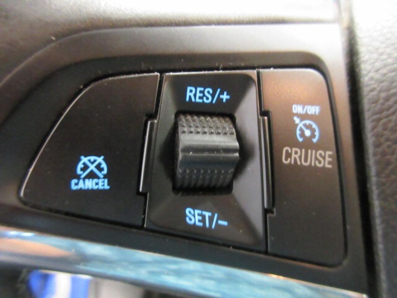 2016 Buick Encore AWD LEATHER, ROOF, NAV, HTD. SEATS, CAMERA, 145K! Photo