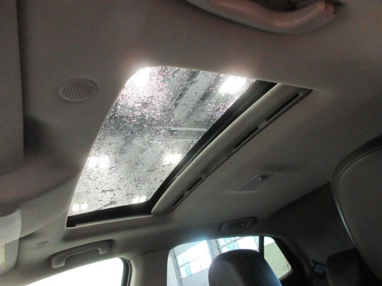 2016 Buick Encore AWD LEATHER, ROOF, NAV, HTD. SEATS, CAMERA, 145K! Photo