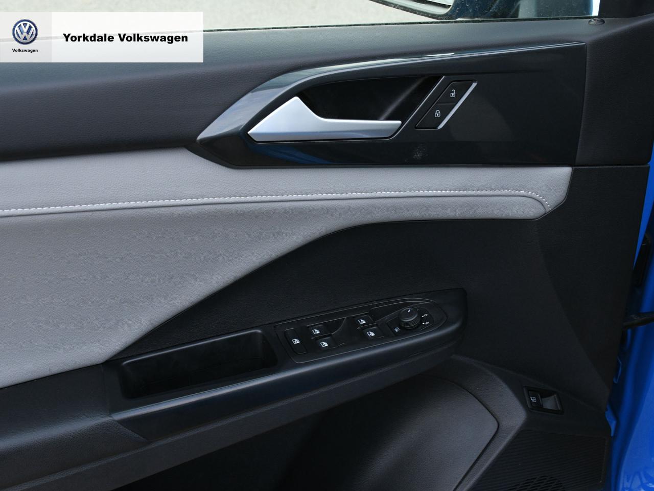 2022 Volkswagen Taos  Photo