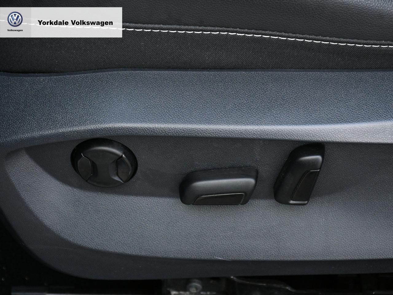 2022 Volkswagen Taos  Photo