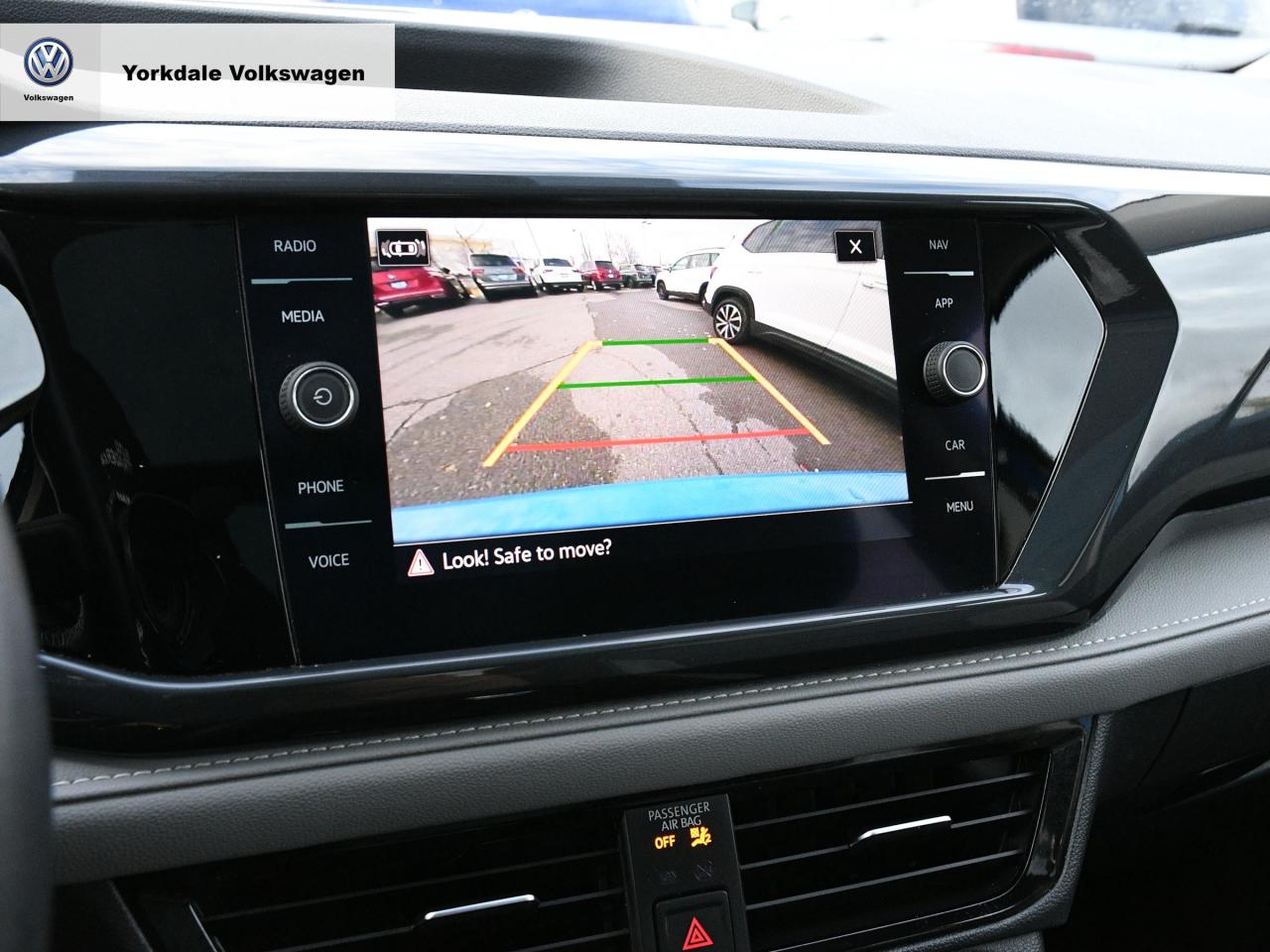 2022 Volkswagen Taos  Photo