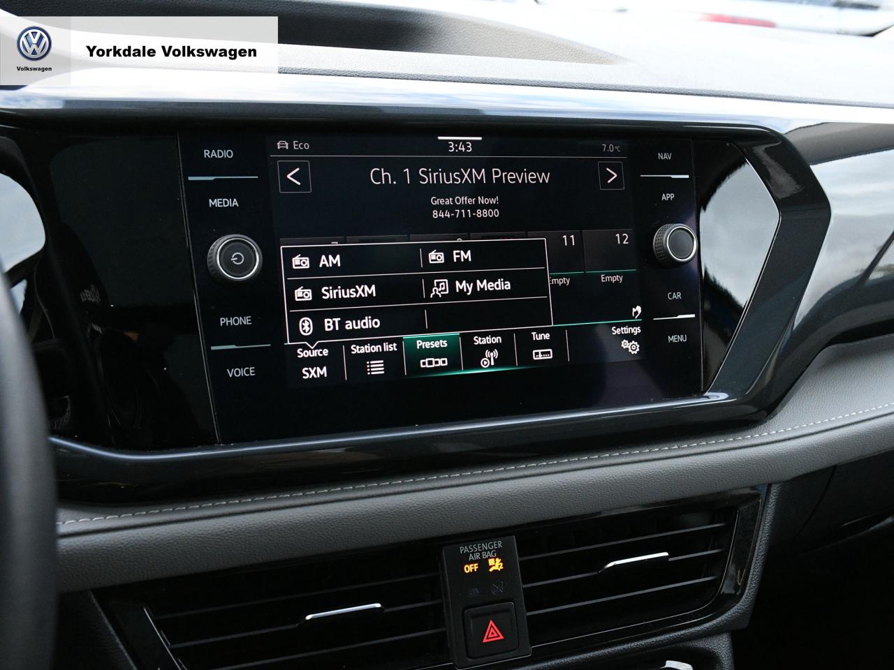 2022 Volkswagen Taos  Photo