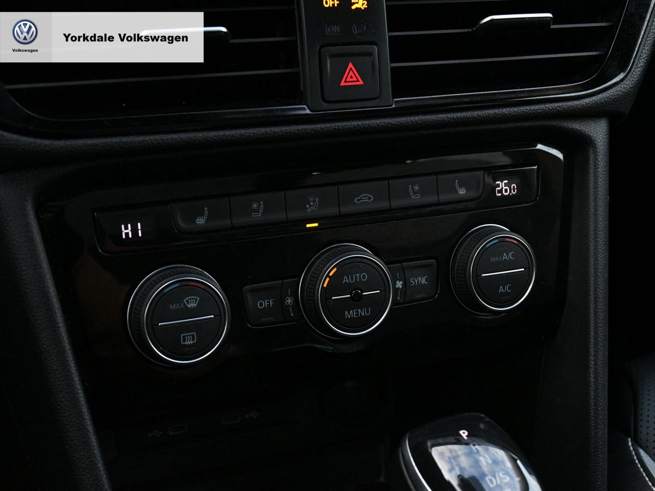 2022 Volkswagen Taos  Photo