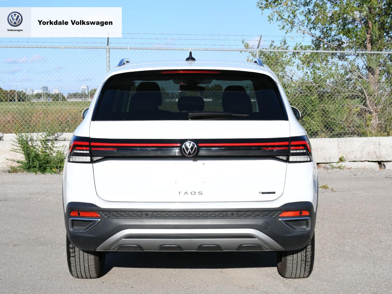 2025 Volkswagen Taos  Photo