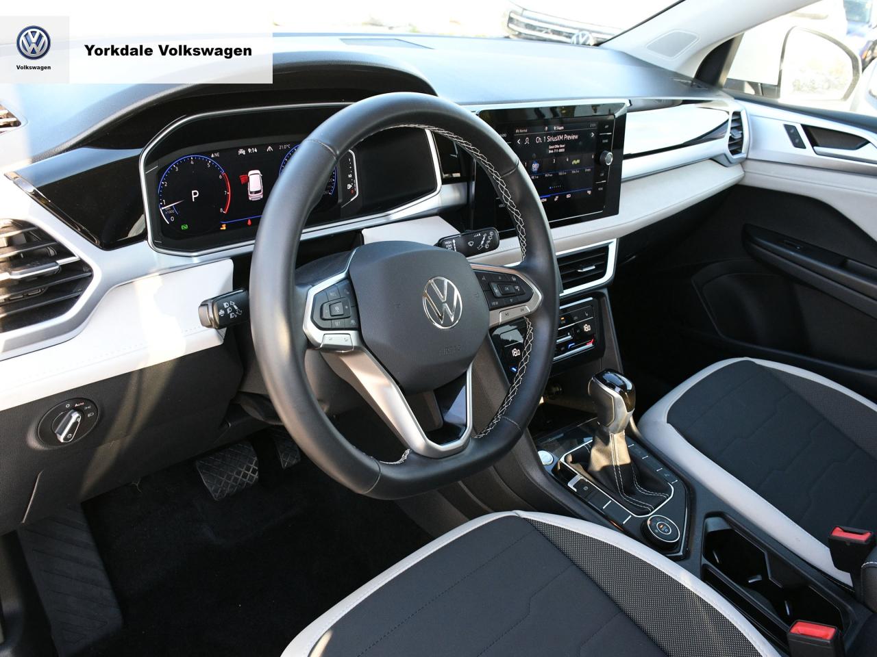 2025 Volkswagen Taos  Photo