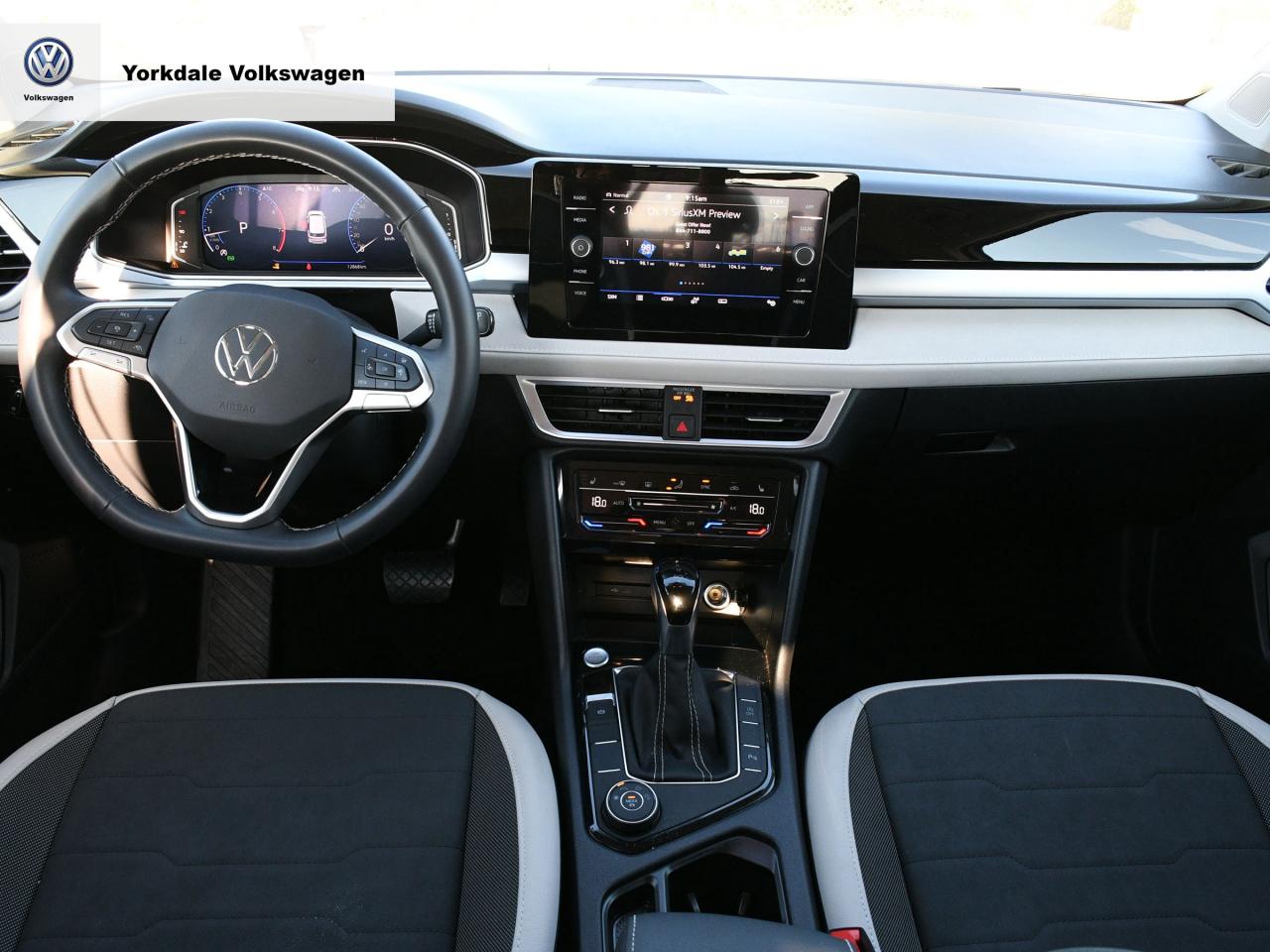 2025 Volkswagen Taos  Photo