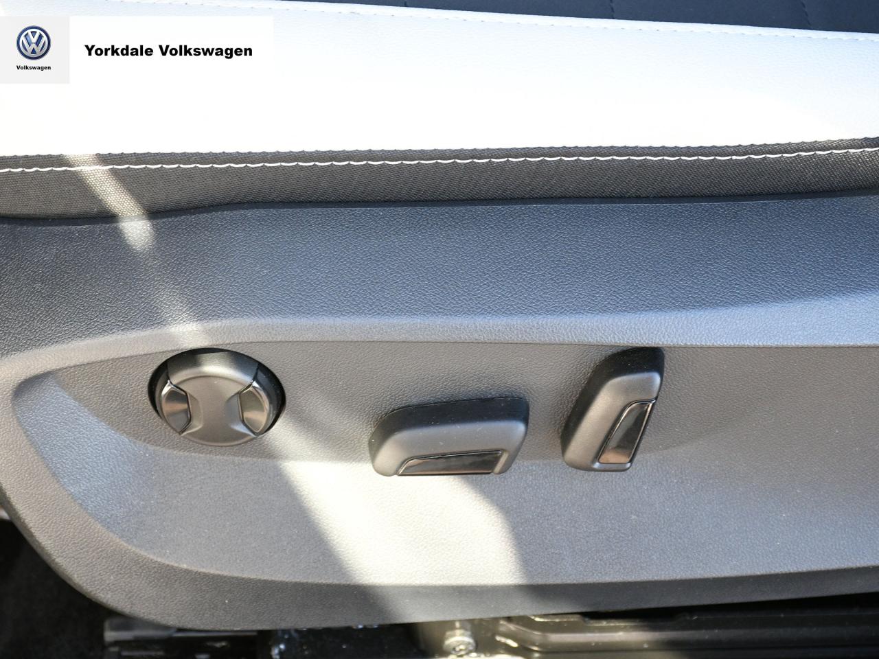 2025 Volkswagen Taos  Photo