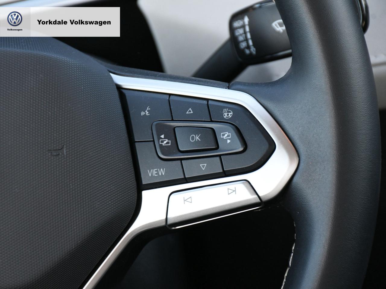 2025 Volkswagen Taos  Photo