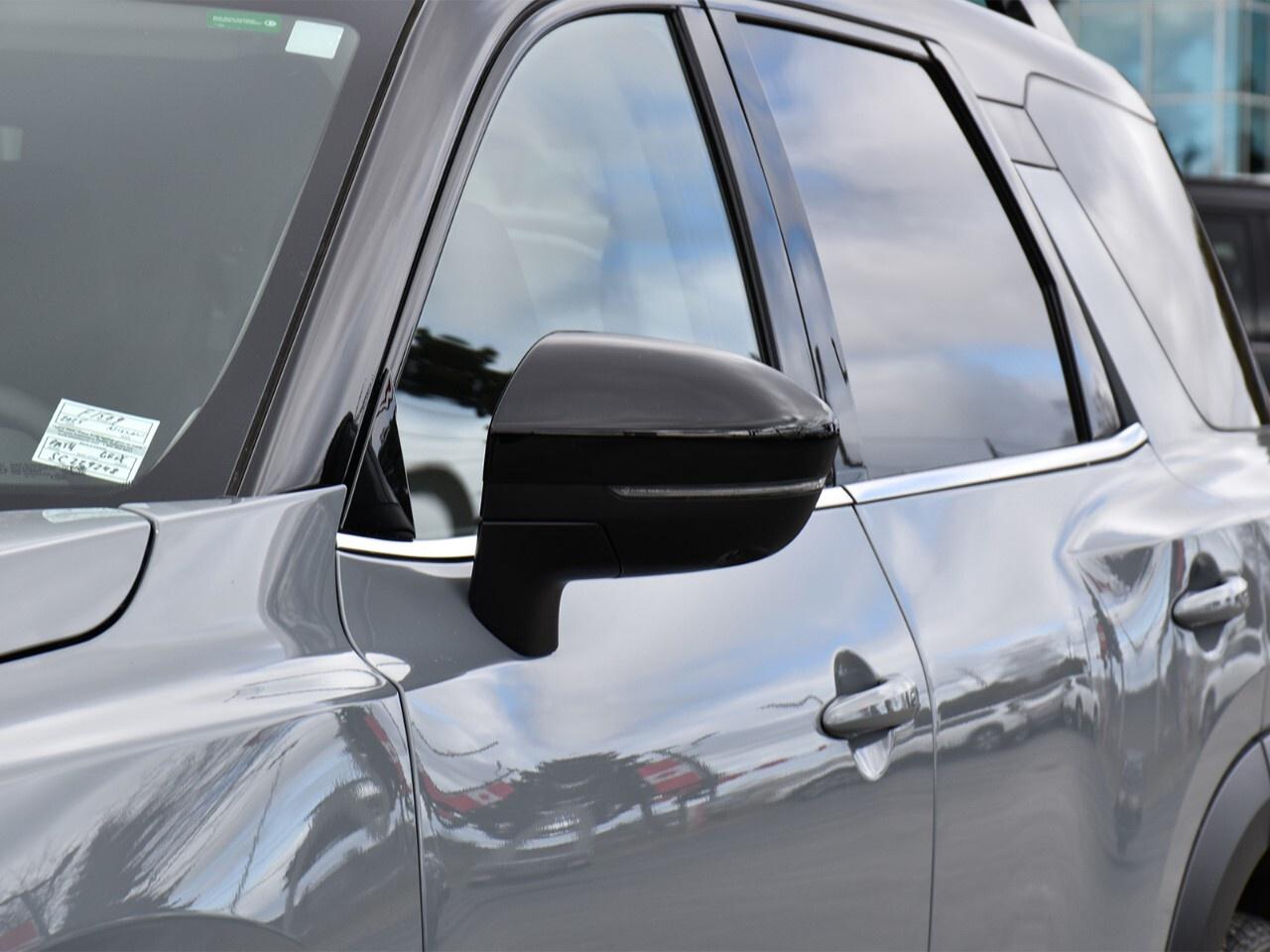 2025 Nissan Pathfinder PLATINUM, 8 PASSENGER, BOSE AUDIO, HEATED SEATS Photo