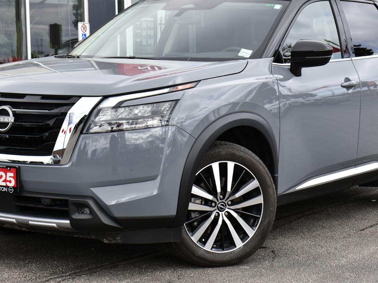 2025 Nissan Pathfinder PLATINUM, 8 PASSENGER, BOSE AUDIO, HEATED SEATS Photo