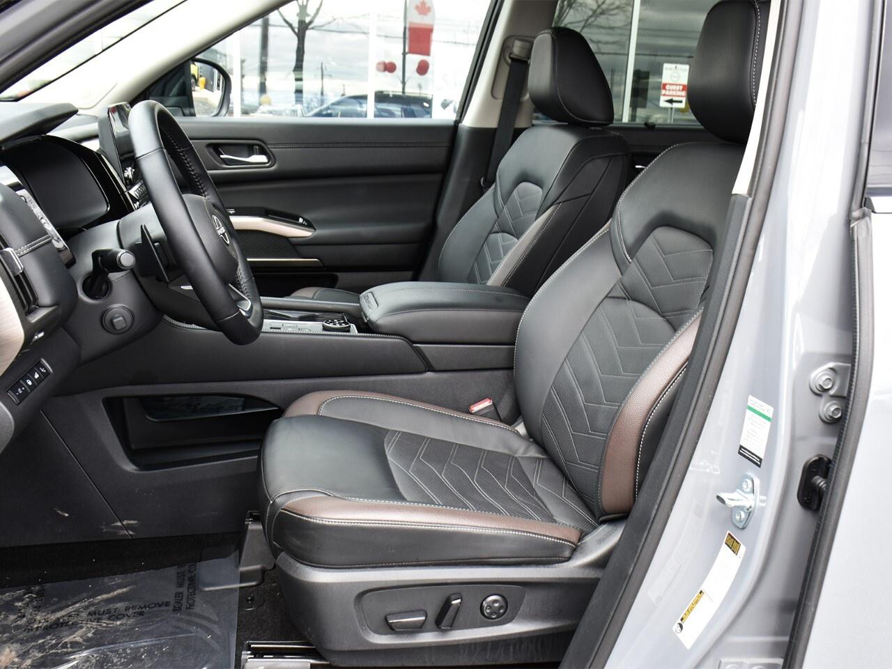 2025 Nissan Pathfinder PLATINUM, 8 PASSENGER, BOSE AUDIO, HEATED SEATS Photo