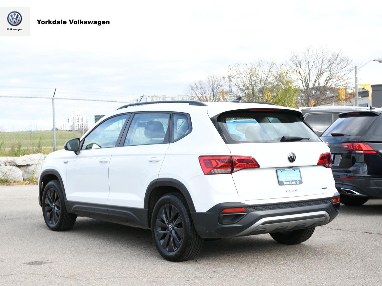 2022 Volkswagen Taos  Photo3