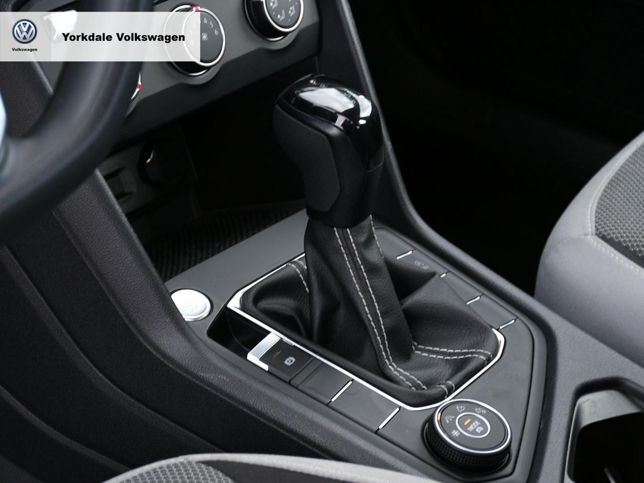 2022 Volkswagen Taos  Photo