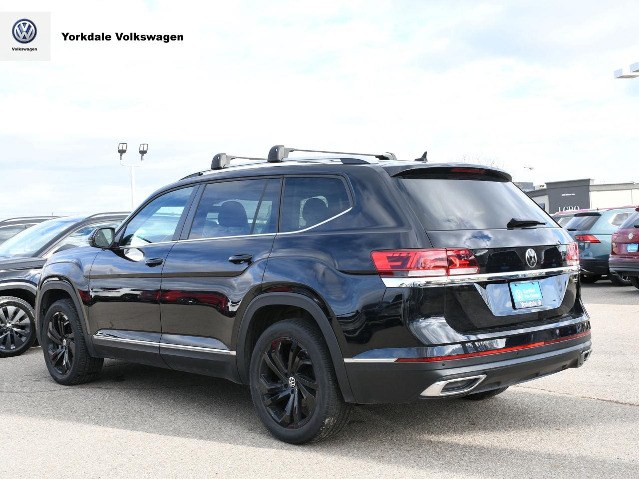 2022 Volkswagen Atlas "Year End Sale" Photo3