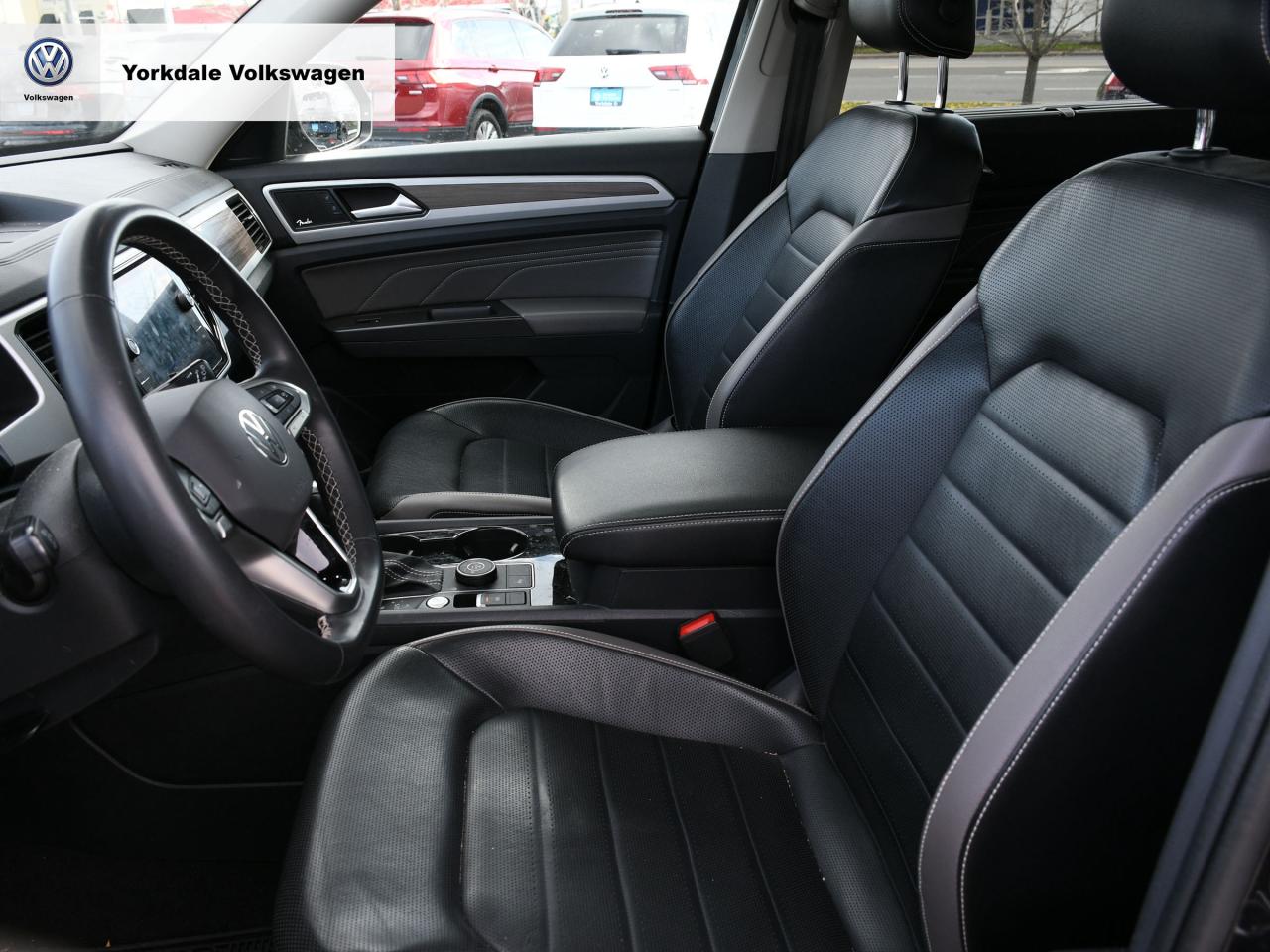 2022 Volkswagen Atlas "Year End Sale" Photo