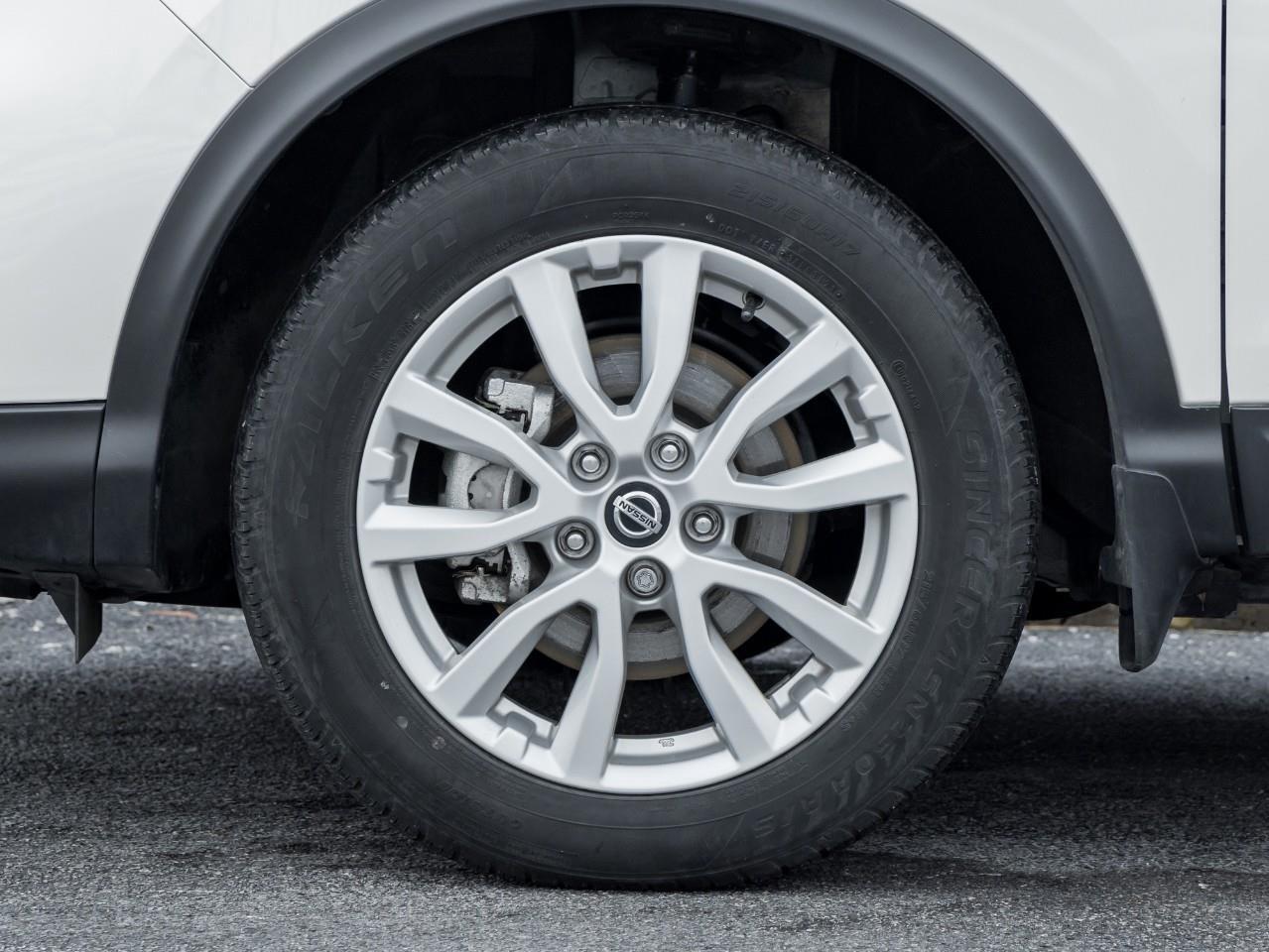 2023 Nissan Qashqai SV Photo3