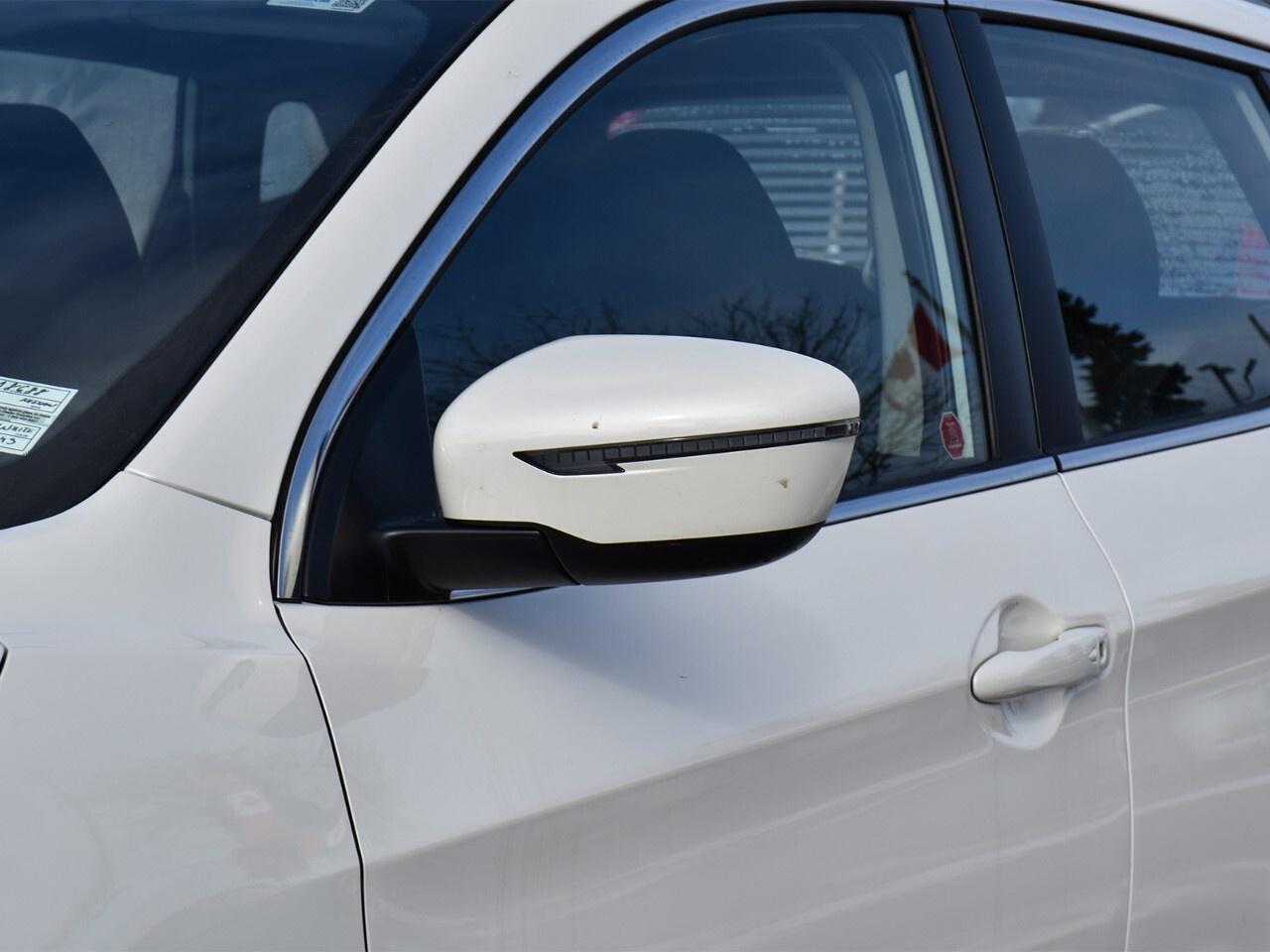 2023 Nissan Qashqai AWD SV CVT, APPLE CARPLAY, HEATED SEATS Photo