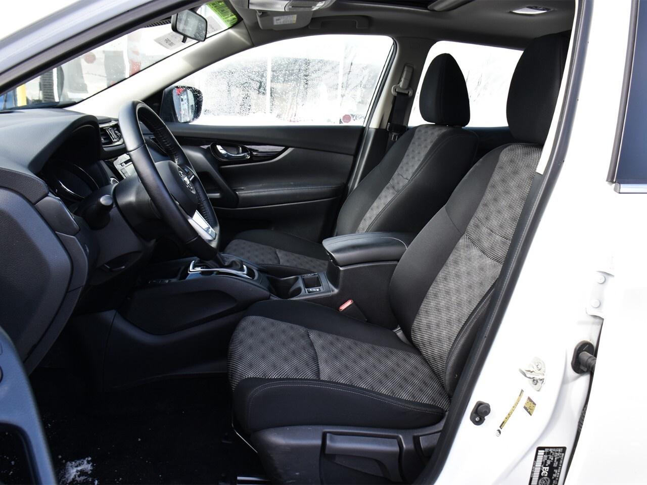 2023 Nissan Qashqai AWD SV CVT, APPLE CARPLAY, HEATED SEATS Photo