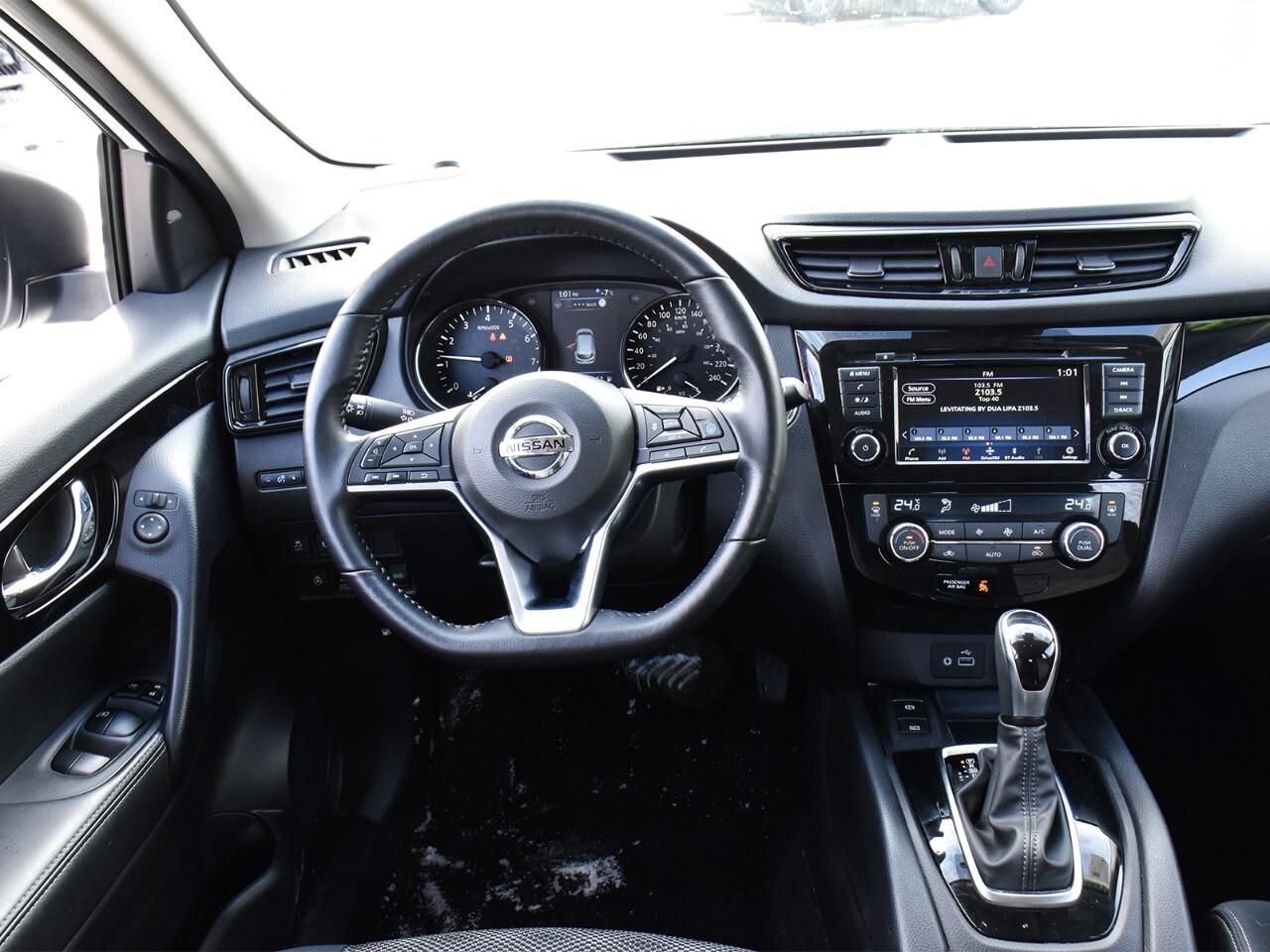 2023 Nissan Qashqai AWD SV CVT, APPLE CARPLAY, HEATED SEATS Photo