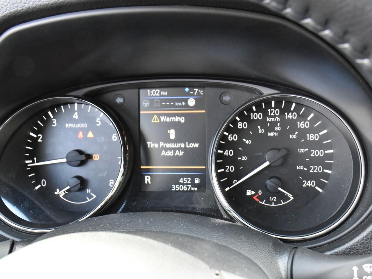 2023 Nissan Qashqai AWD SV CVT, APPLE CARPLAY, HEATED SEATS Photo