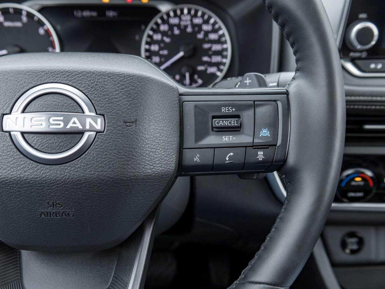 2025 Nissan Rogue SV MOONROOF Photo