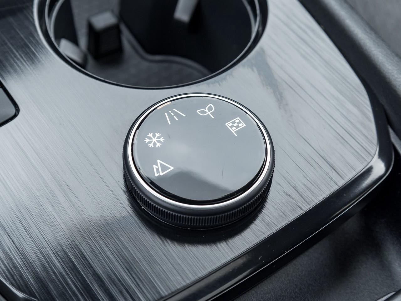 2025 Nissan Rogue SV MOONROOF Photo