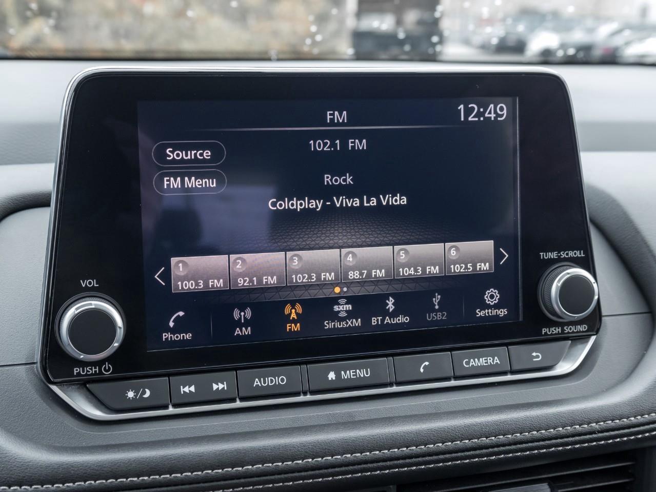 2025 Nissan Rogue SV MOONROOF Photo