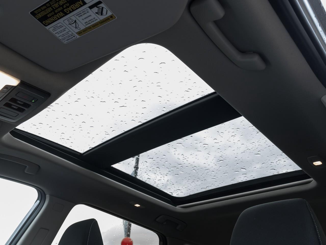 2025 Nissan Rogue SV MOONROOF Photo