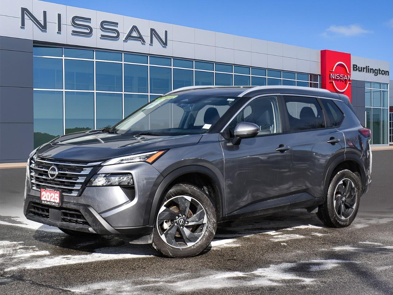 2025 Nissan Rogue AWD SV MOONROOF, LIKE NEW, APPLE CARPLAY Photo