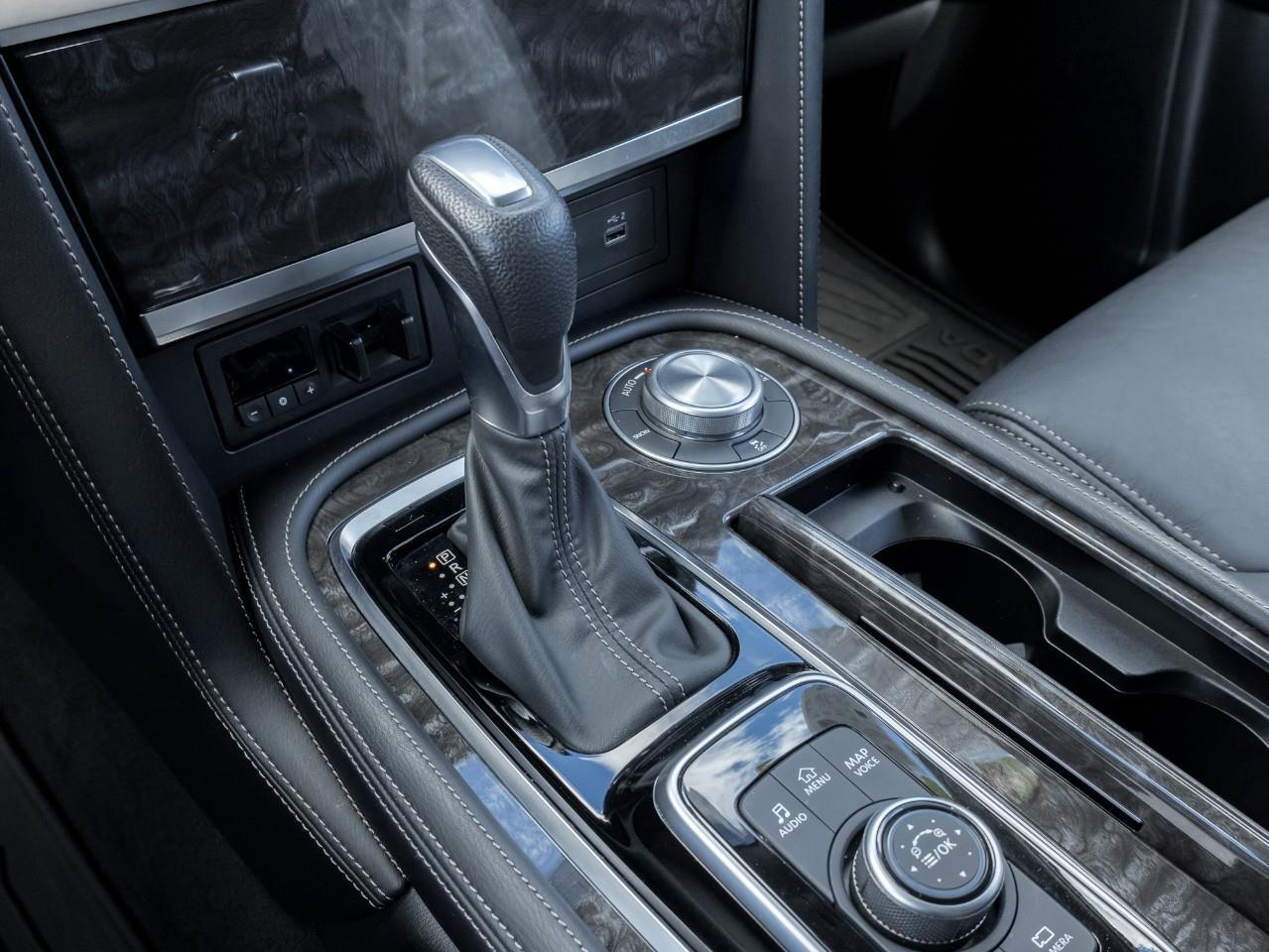 2024 Nissan Armada Platinum Photo