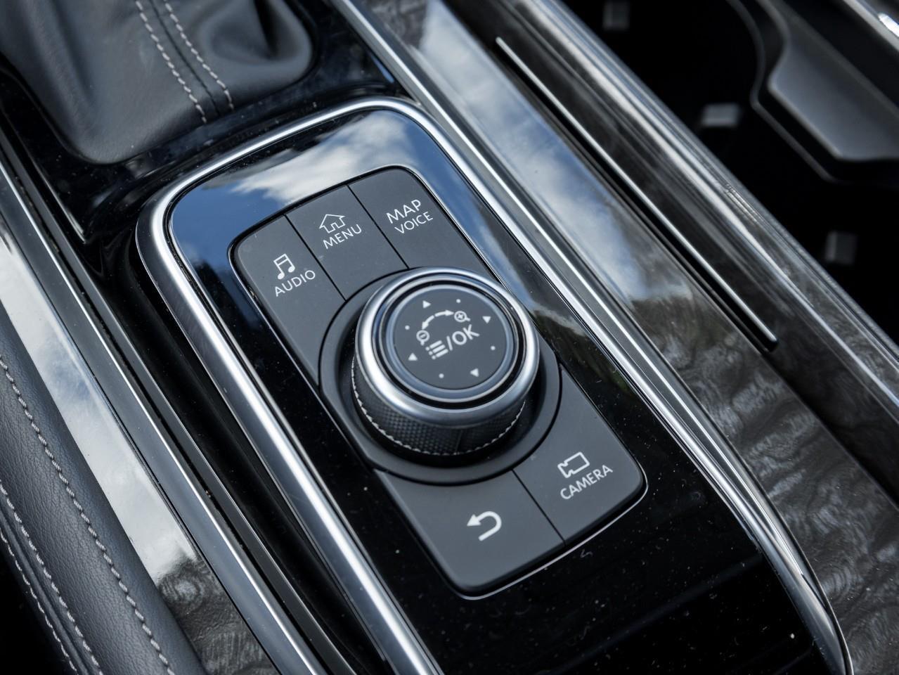 2024 Nissan Armada Platinum Photo