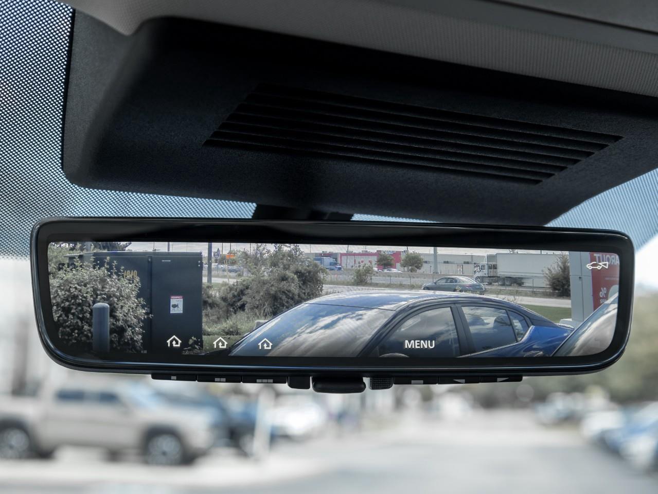 2024 Nissan Armada Platinum Photo