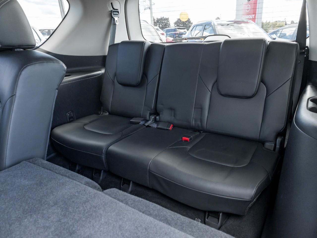 2024 Nissan Armada Platinum Photo