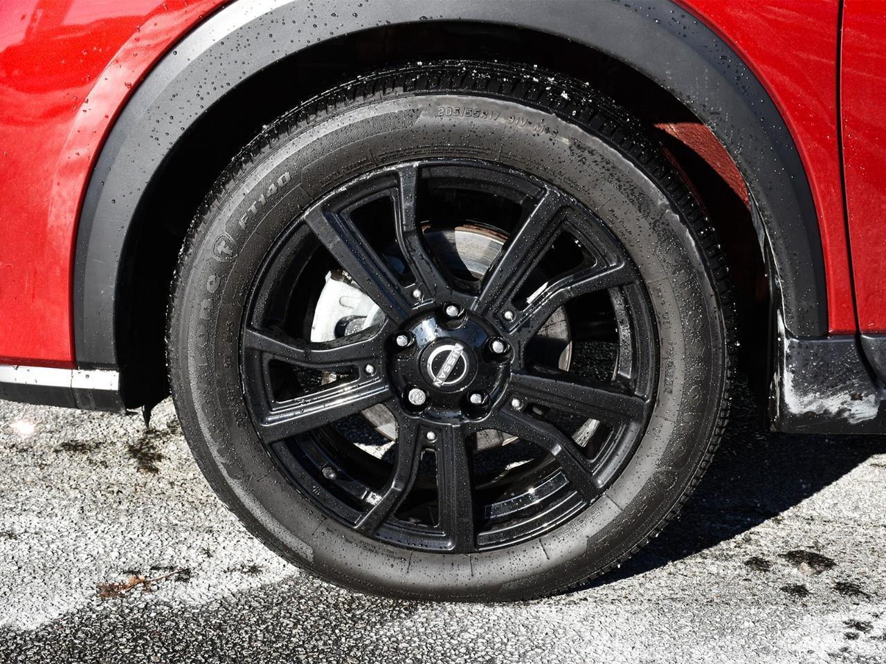 2023 Nissan Kicks SR Photo